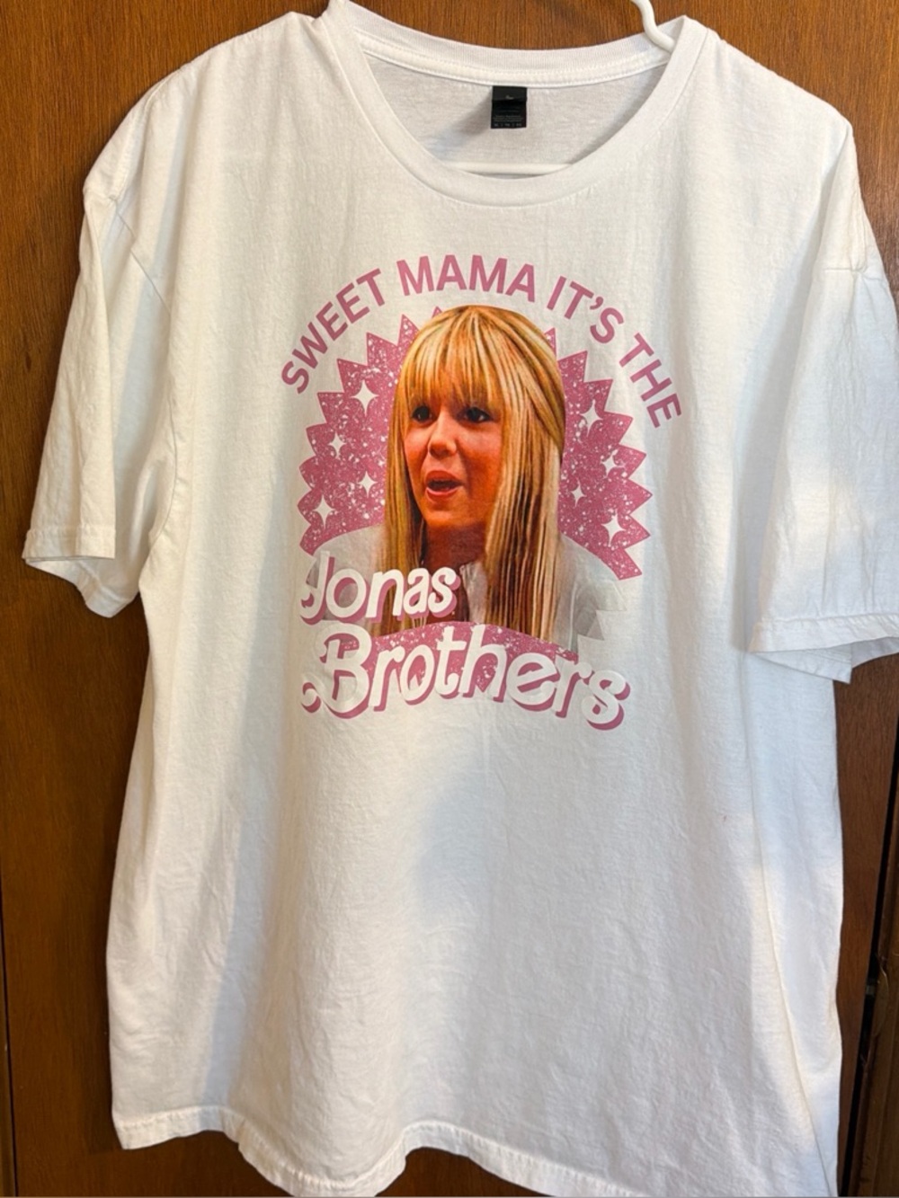 Hannah Montana/Jonas Brothers T-shirt, XL